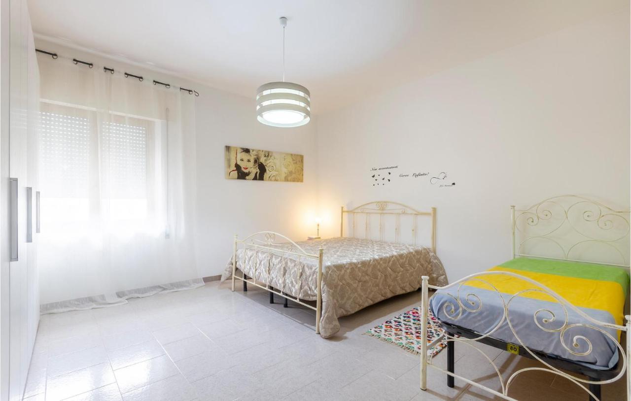 Lovely Apartment In Carovigno With Kitchen Luaran gambar