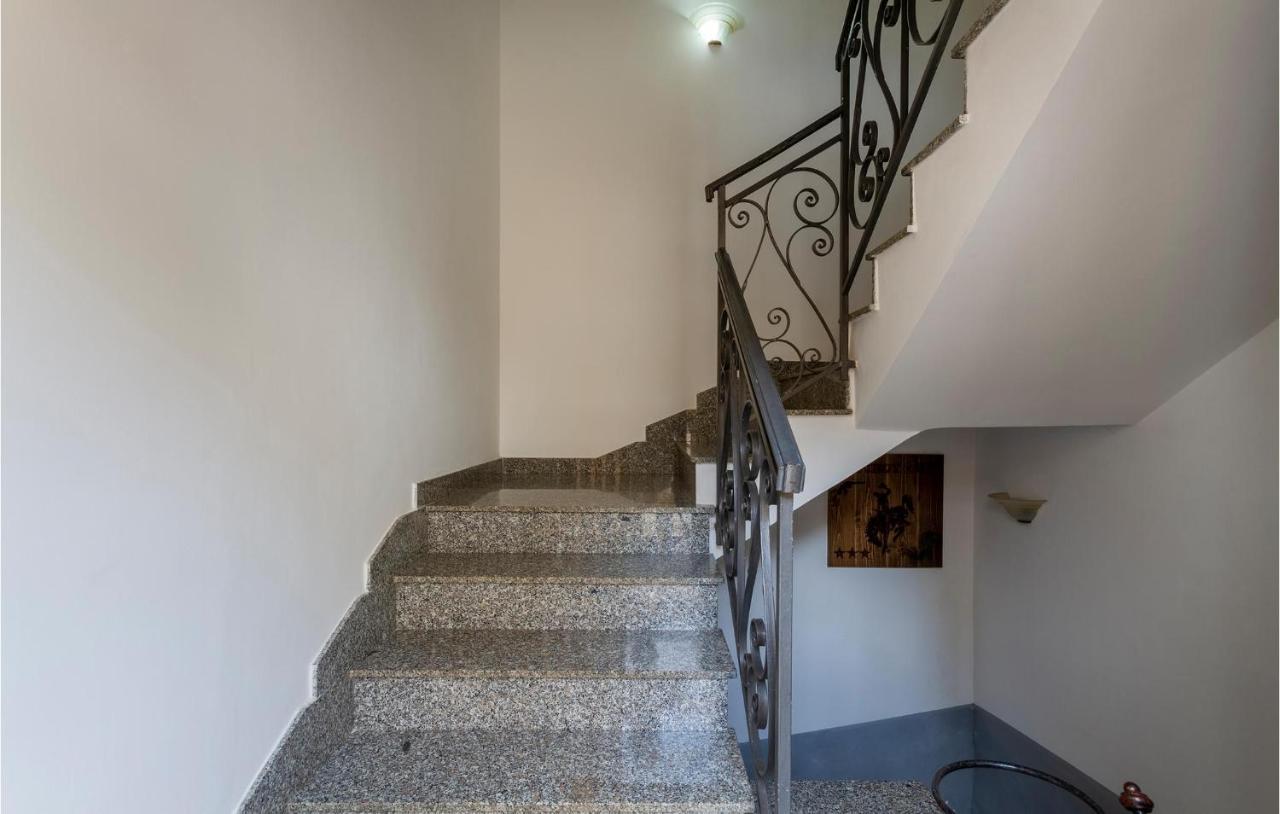 Lovely Apartment In Carovigno With Kitchen Luaran gambar