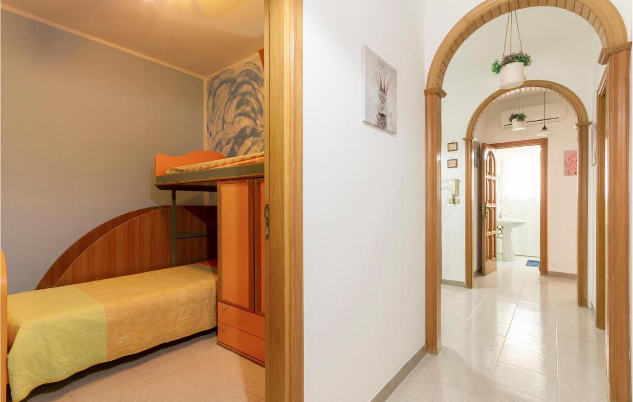 Lovely Apartment In Carovigno With Kitchen Luaran gambar